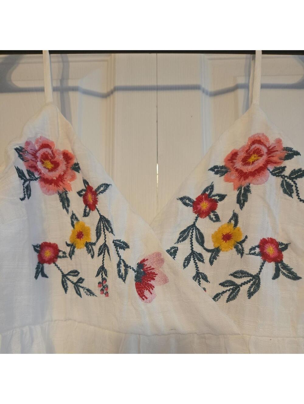Nwt Francescas Embroidered Floral Mini Dress Cottagecore Shabby Chic Boho Medium - Picture 2 of 9